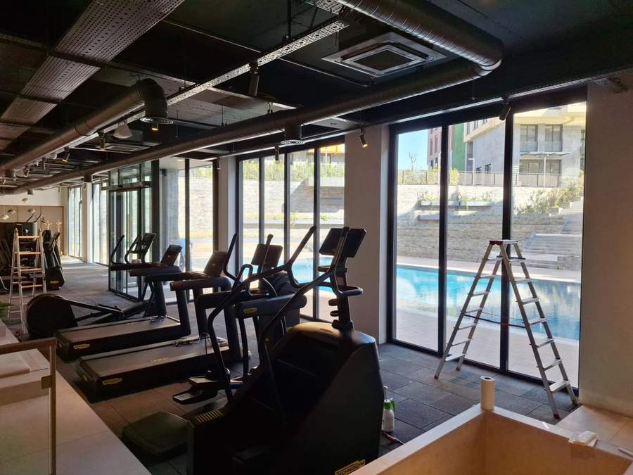 Ataşehir Spor Salonu Isı ve Parlama Kontrolü